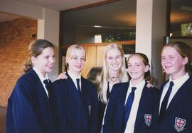 2000 GC students with Marike Engeken, Head girl 1999 005