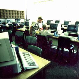 1989c BP IT Lab NIS 001
