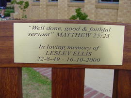2001 GC Memorials Dedication of Lesley Ellis bench 006