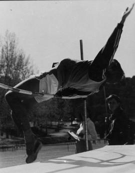 1983 BC Athletics scenes NIS 014