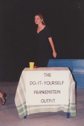1999 GC Fashion show fundraiser 003