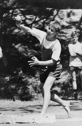 1983 BC Athletics scenes NIS 013